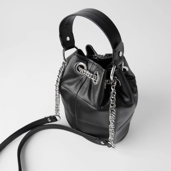 ZARA Bucket Bag 🖤 SOLD ON OFFERUP!😊 - Picture 3 of 4